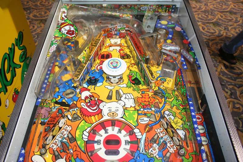 hot-shots-pinball-2-1-.jpg